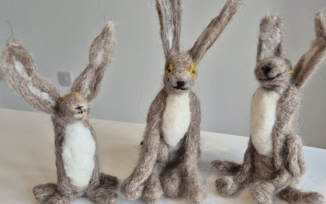 Felted wool hares, workshops in needle felt in Stroud.